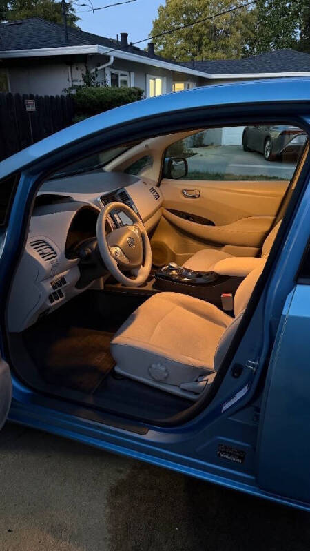 2011 Nissan LEAF SL
