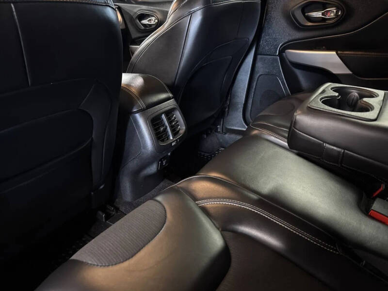 2018 Jeep Cherokee Latitude Plus