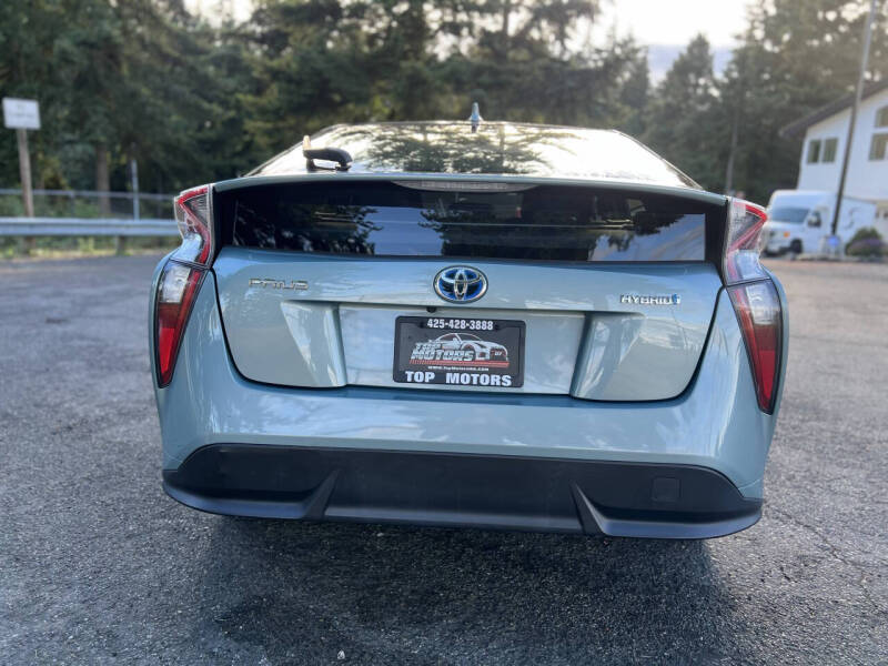 2016 Toyota Prius Four Touring