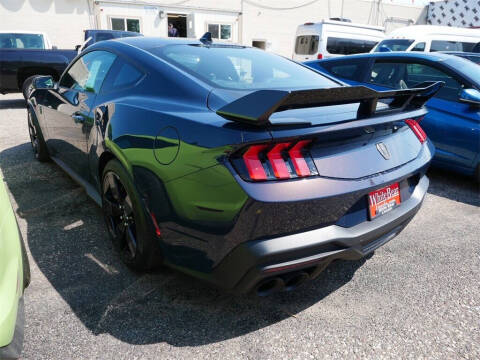 2024 Ford Mustang Dark Horse