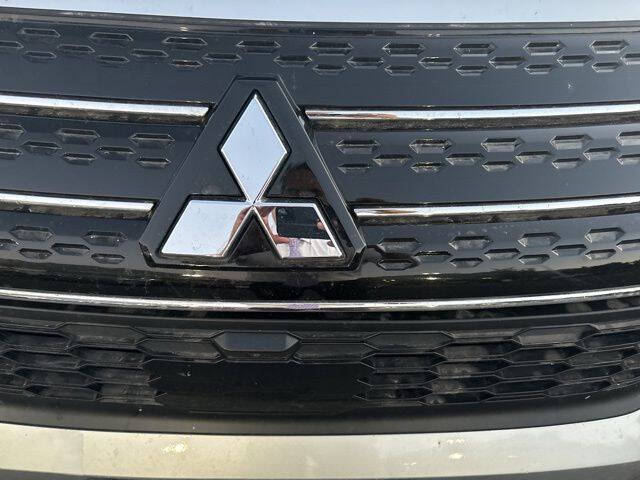 2024 Mitsubishi Outlander for sale at Axio Auto Boise in Boise, ID