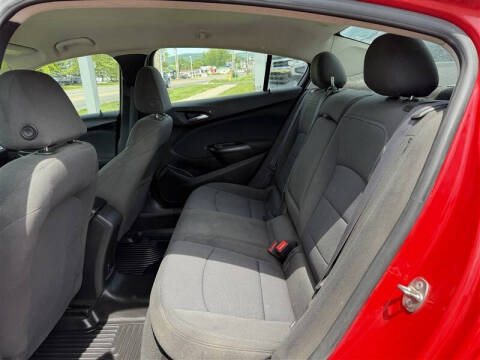 2017 Chevrolet Cruze LT Auto