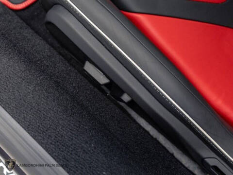 2025 Lamborghini Revuelto
