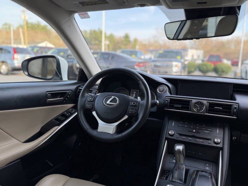 2019 Lexus IS 300