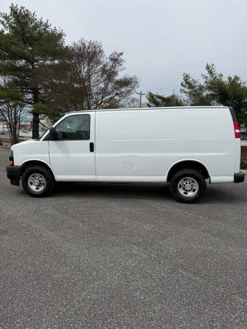 2020 Chevrolet Express 2500