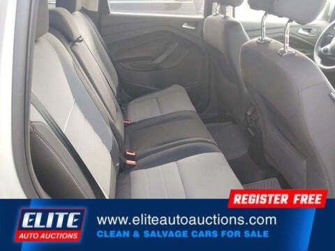 2015 Ford Escape SE