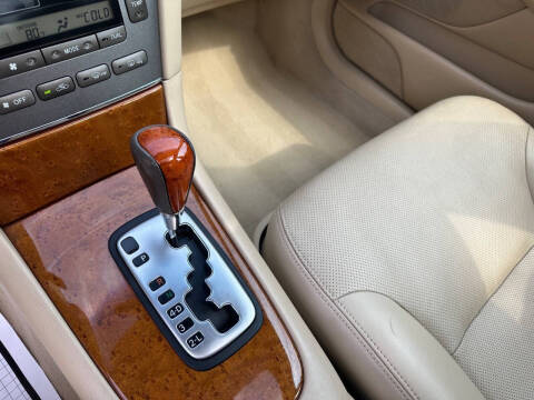 2005 Lexus ES 330