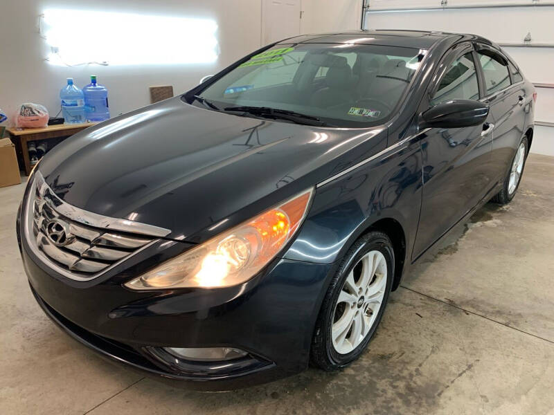 2011 Hyundai Sonata for sale at G & G Auto Sales in Steubenville OH