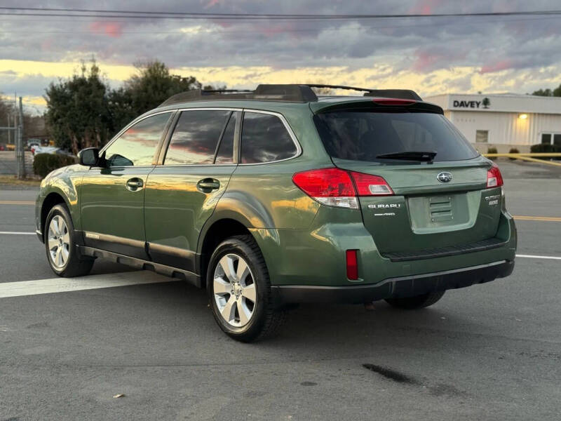 2010 Subaru Outback 2.5i Premium