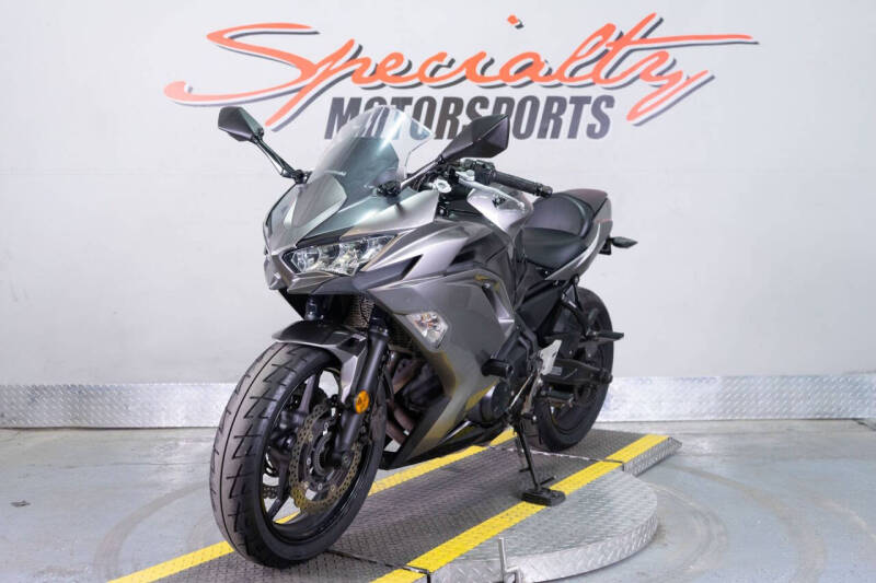 2021 Kawasaki Ninja 650 ABS