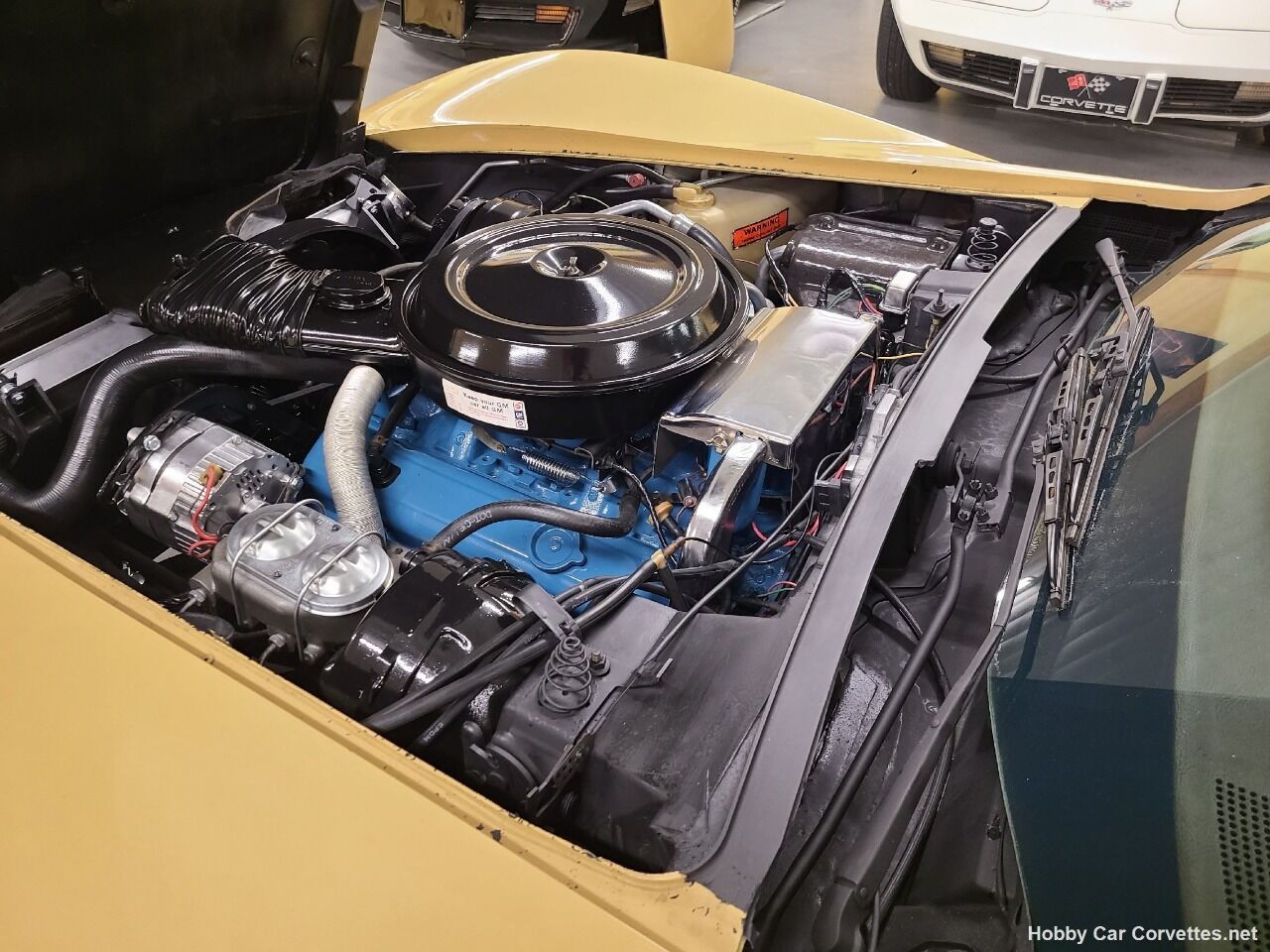 1977 Chevrolet Corvette 15