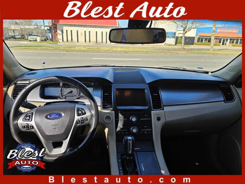 2014 Ford Taurus SEL