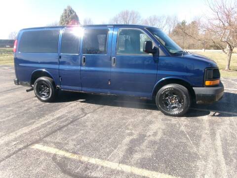 2004 Chevrolet Express for sale at Crossroads Used Cars Inc. in Tremont IL