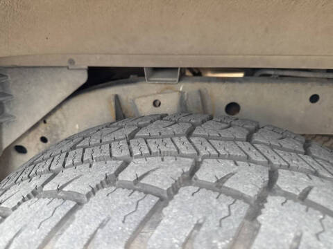 2011 Nissan Titan SV