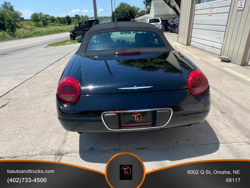 2002 Ford Thunderbird Deluxe