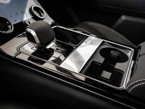 2023 Land Rover Range Rover Velar P250 R-Dynamic S