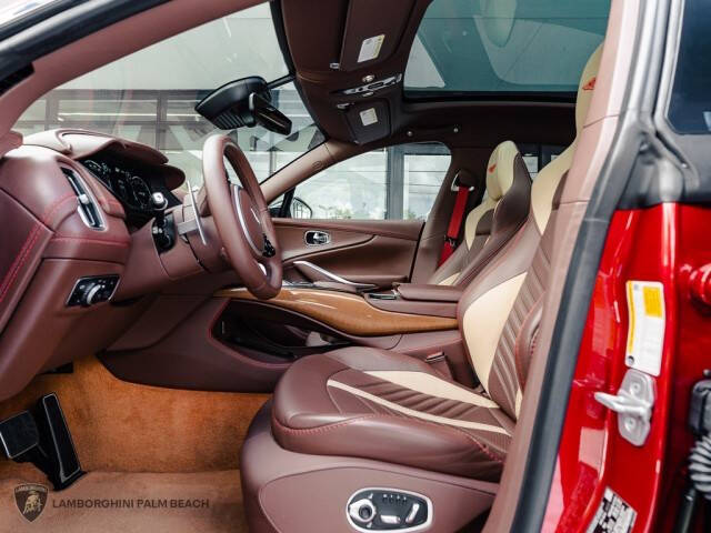 2023 Aston Martin DBX 707