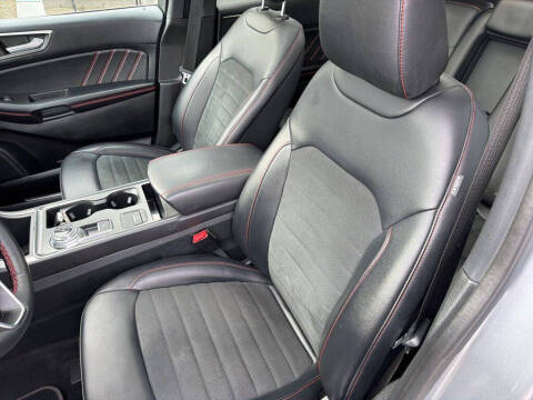 2022 Ford Edge ST-Line