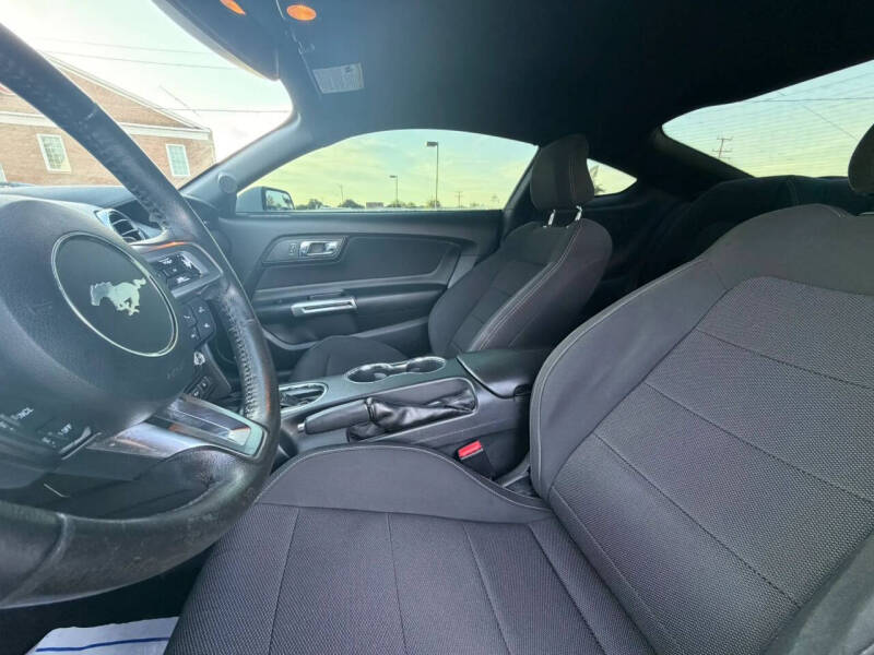 2015 Ford Mustang V6