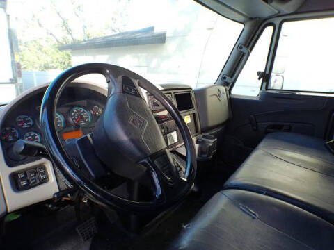 2018 International DuraStar 4300