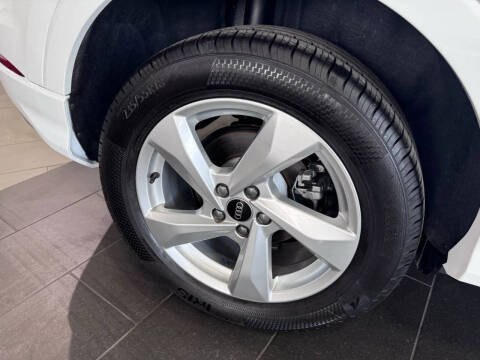 2021 Audi Q3 quattro Premium 40 TFSI