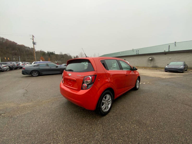 2013 Chevrolet Sonic LT Auto