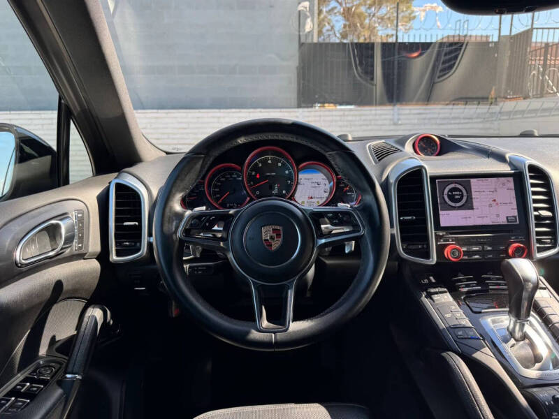 2017 Porsche Cayenne