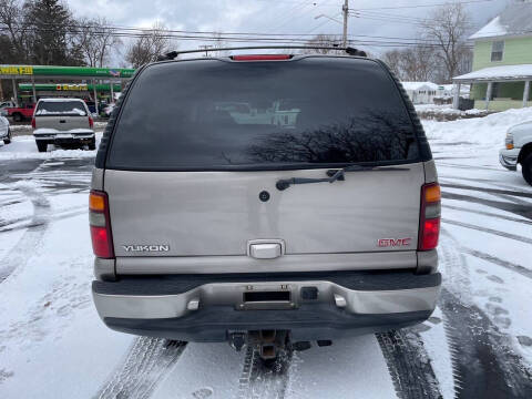 2003 GMC Yukon Denali