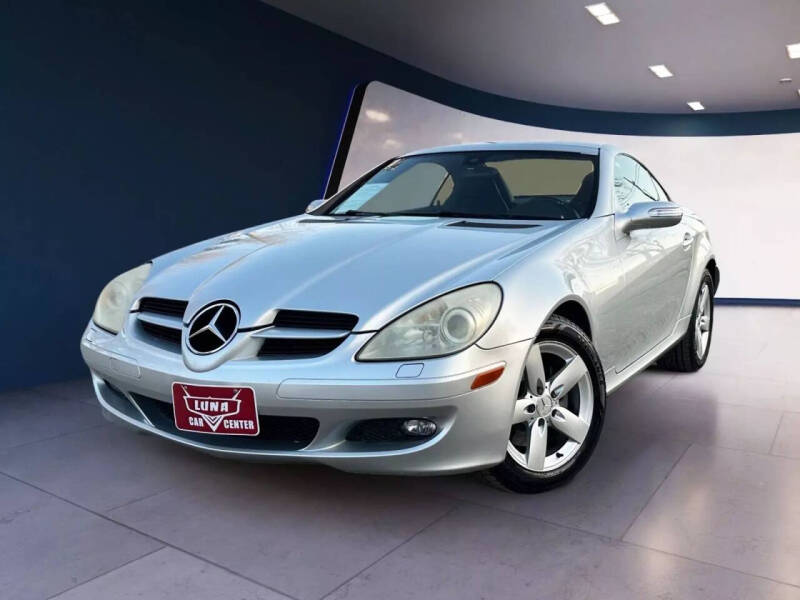 2006 Mercedes-Benz SLK for sale at LUNA CAR CENTER in San Antonio TX