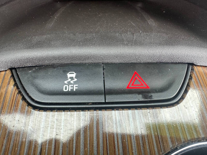 2017 GMC Acadia SLE-2