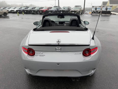 2025 Mazda MX-5 Miata Club