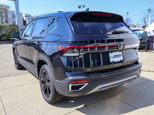 2026 Volkswagen Taos SE