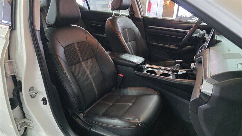 2024 Nissan Altima 2.5 SR