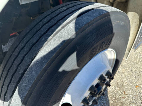 2022 Freightliner M2 106