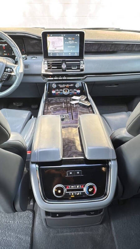 2019 Lincoln Navigator L Reserve