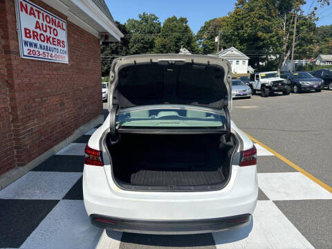 2018 Toyota Avalon Hybrid XLE Premium