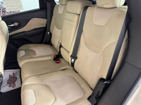 2015 Jeep Cherokee Sport