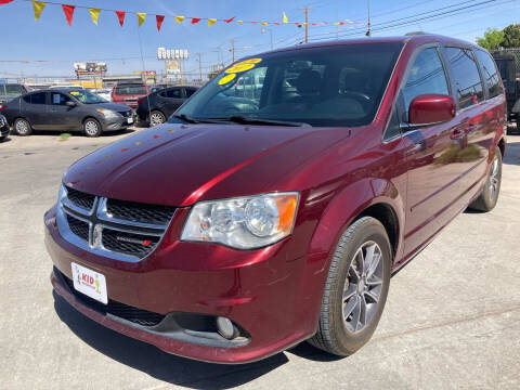 2017 Dodge Grand Caravan for sale at Kid Motors Inc in El Paso TX