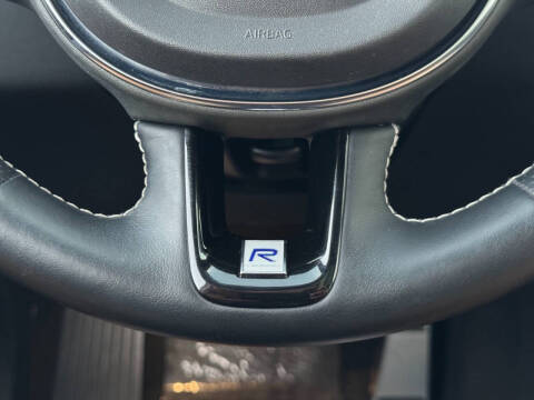 2019 Volvo XC60 T5 R-Design