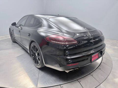 2015 Porsche Panamera Turbo
