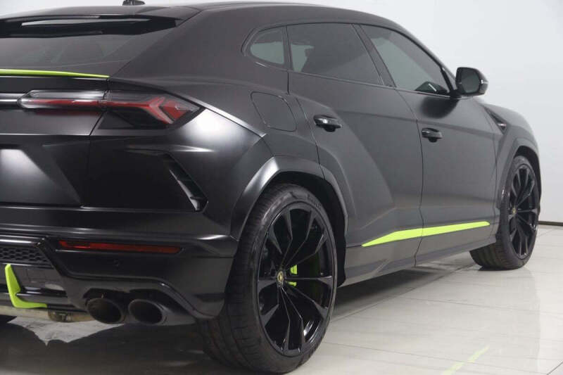 2022 Lamborghini Urus