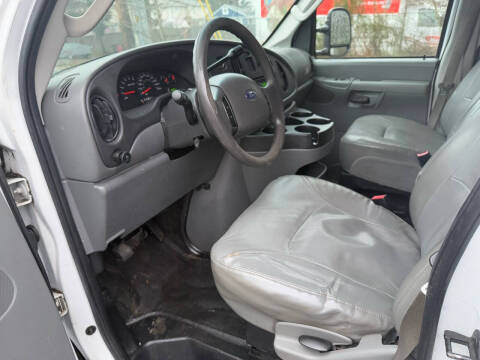 2008 Ford E-Series E-150