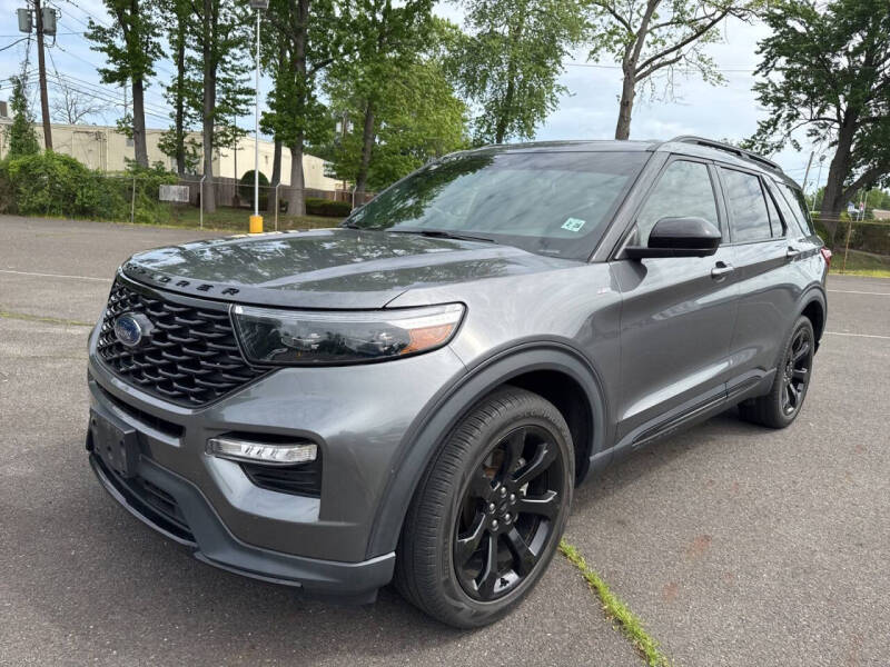 2022 Ford Explorer ST-Line