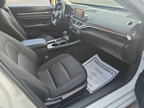 2023 Nissan Altima 2.5 SV