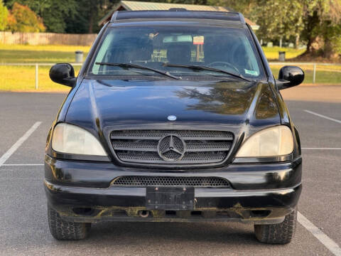 2000 Mercedes-Benz M-Class ML 320