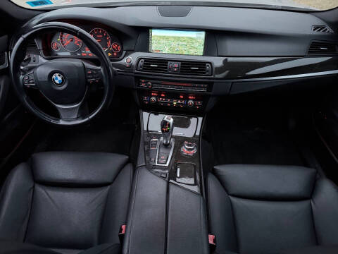 2012 BMW 5 Series 535i