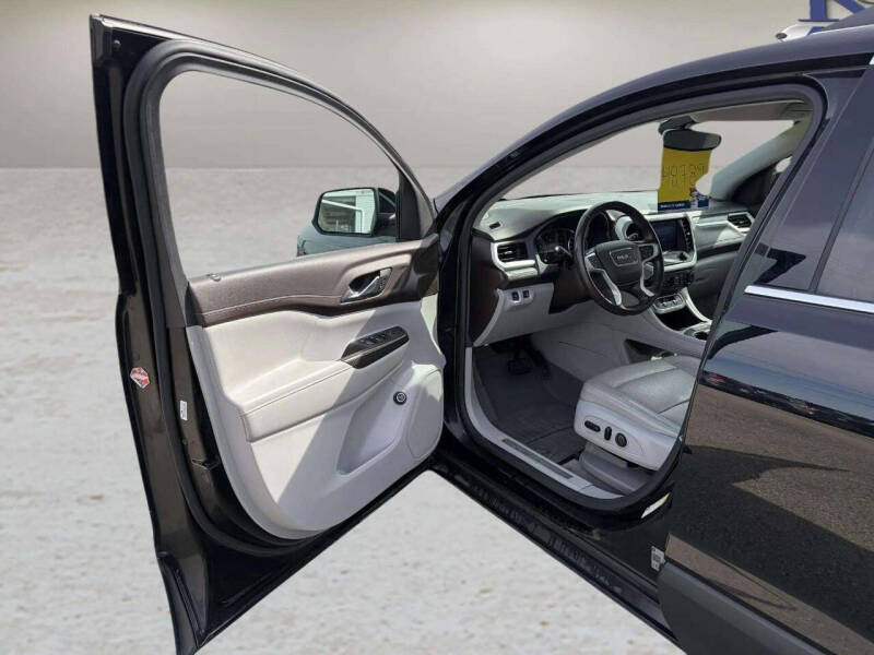 2020 GMC Acadia SLT