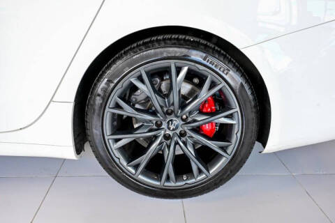 2022 Maserati Ghibli Modena Q4