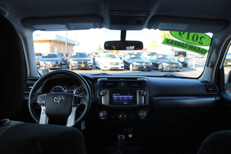 2019 Toyota 4Runner SR5