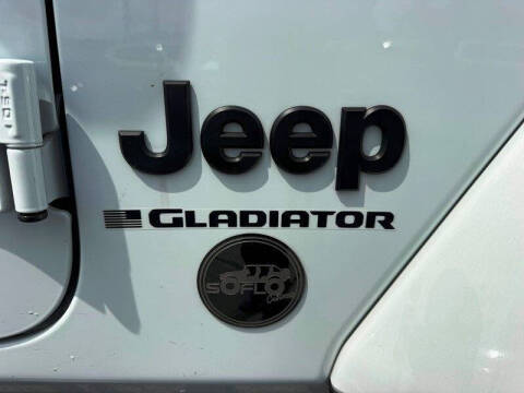 2024 Jeep Gladiator NightHawk